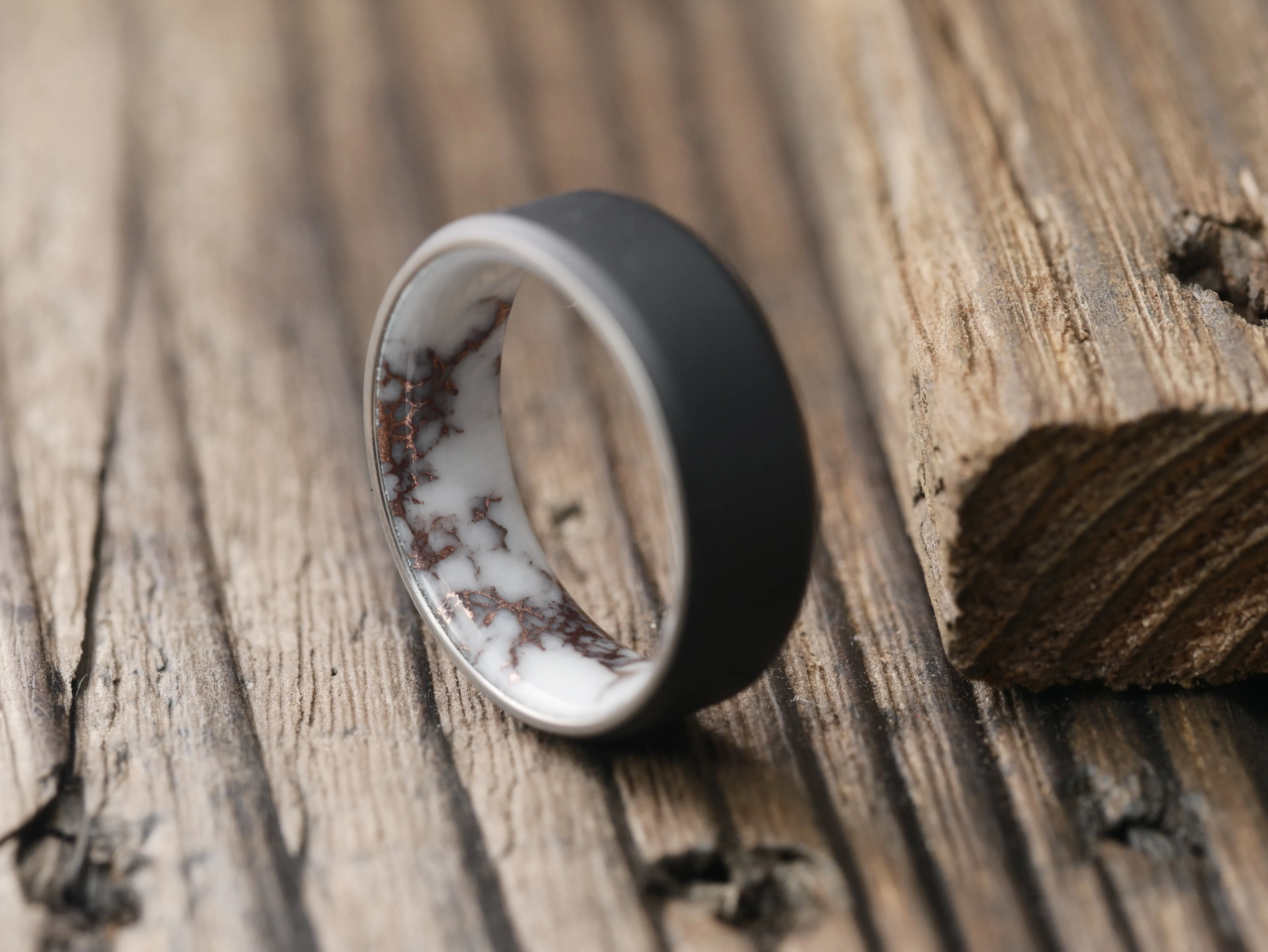 Black Duality (White w/Copper Matrix)