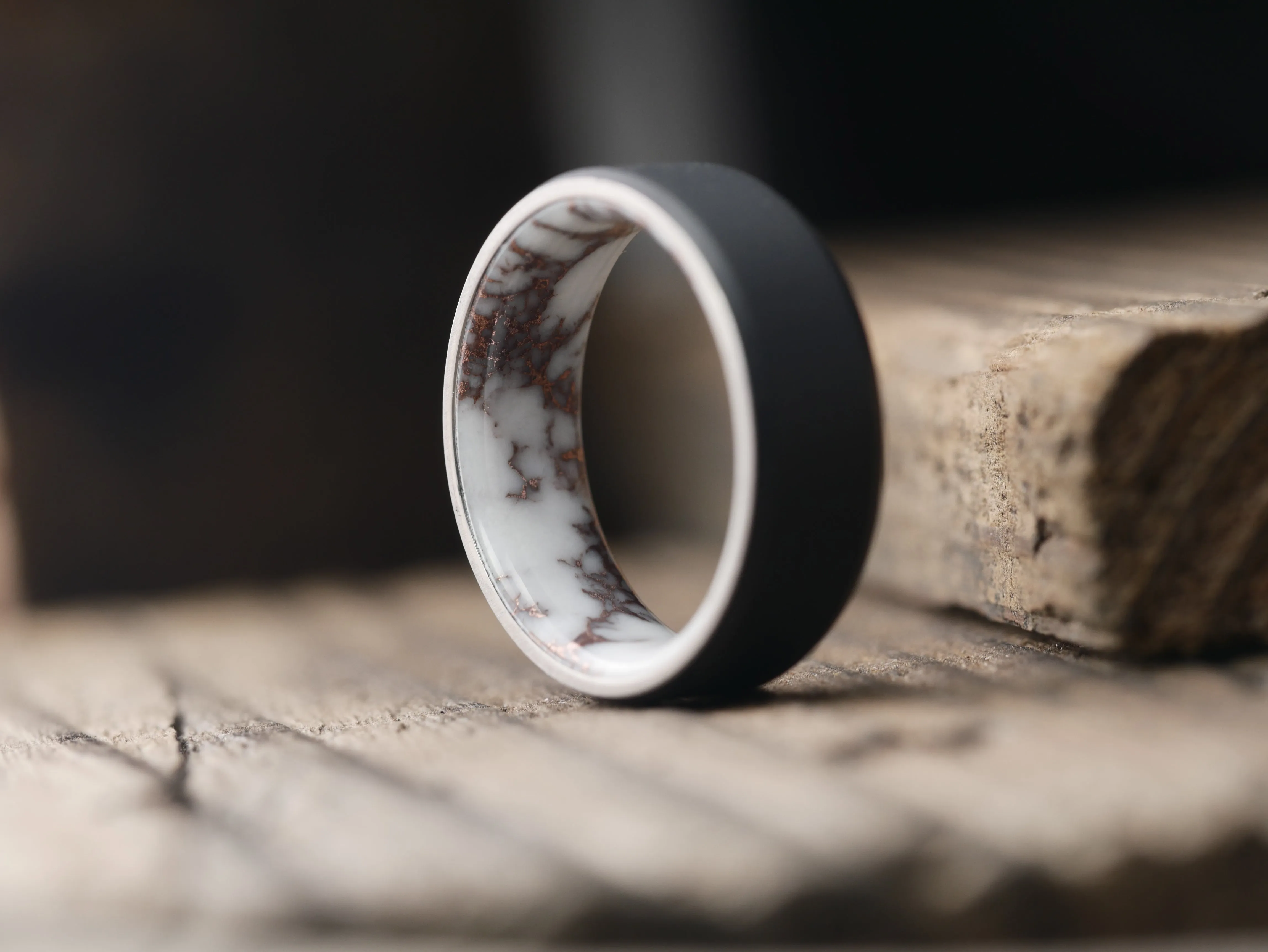 Black Duality (White w/Copper Matrix)
