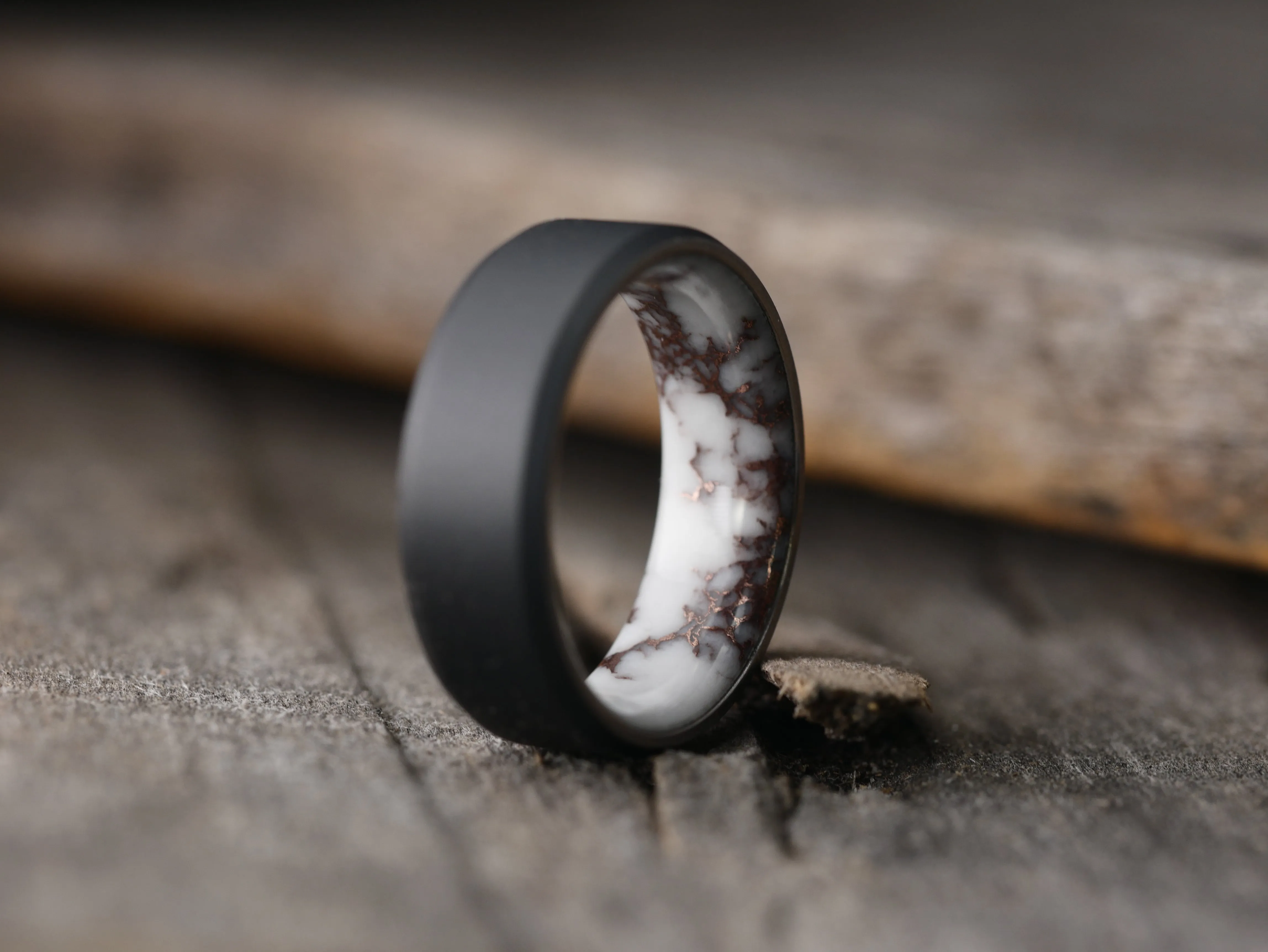 Black Duality (White w/Copper Matrix)