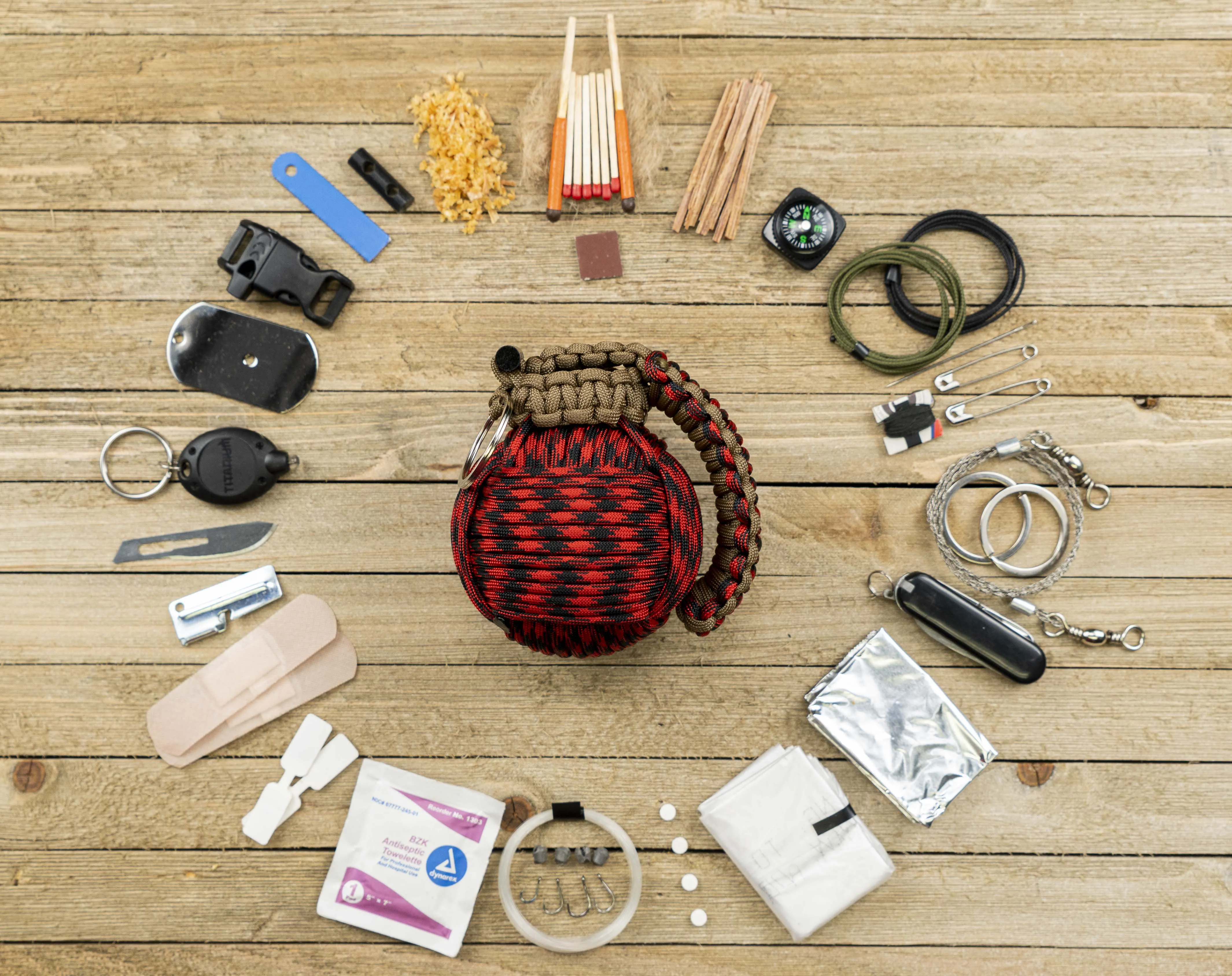 Bug Out Frag Advanced Paracord Survival Kit (Lumberjack)