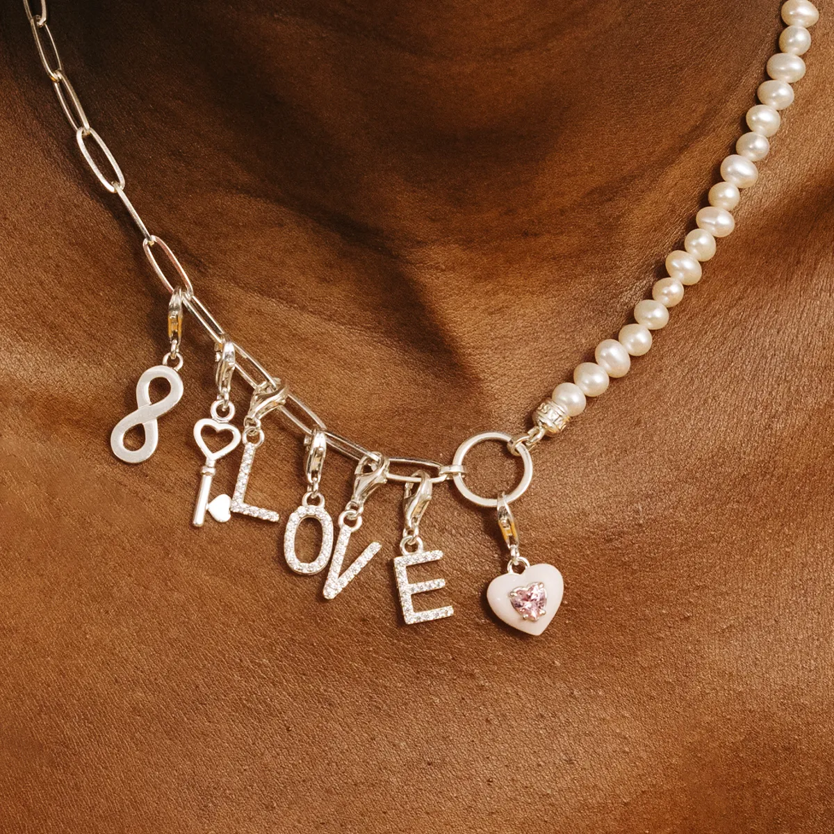 Charm Pendant letter V silver