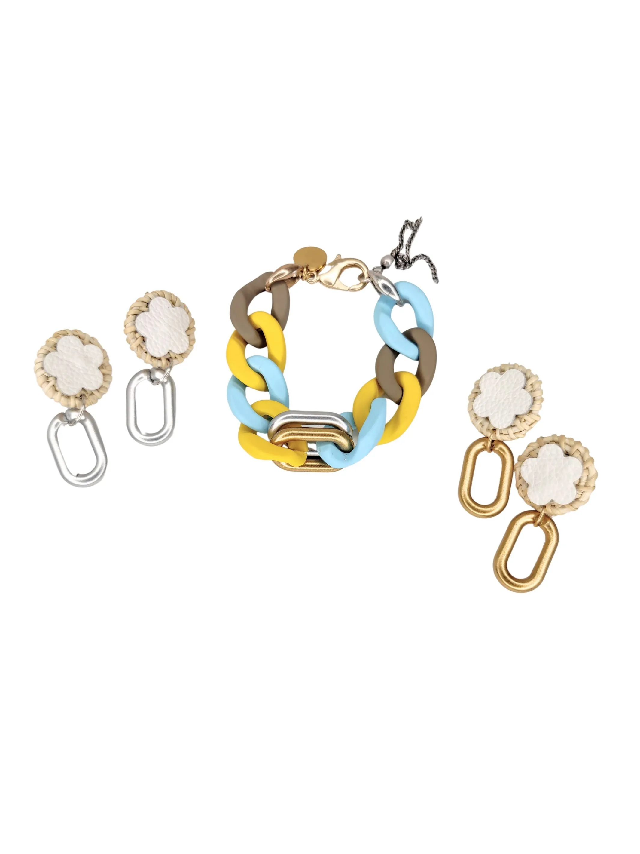 Chunky Acrylic Chain Bracelet With Tassel