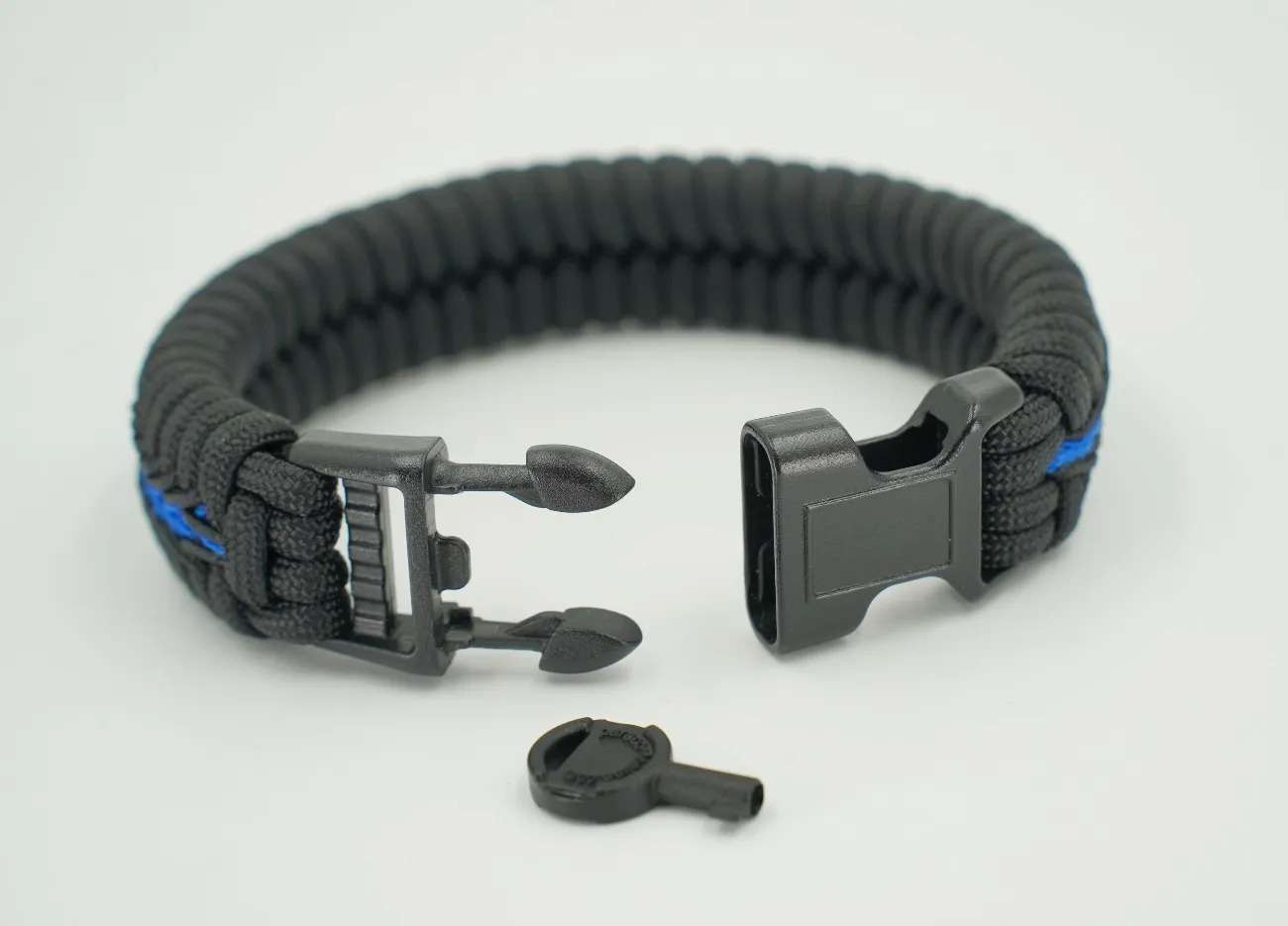 Deluxe Thin Blue Line Paracord Fishtail Bracelet with Back Up Handcuff Key
