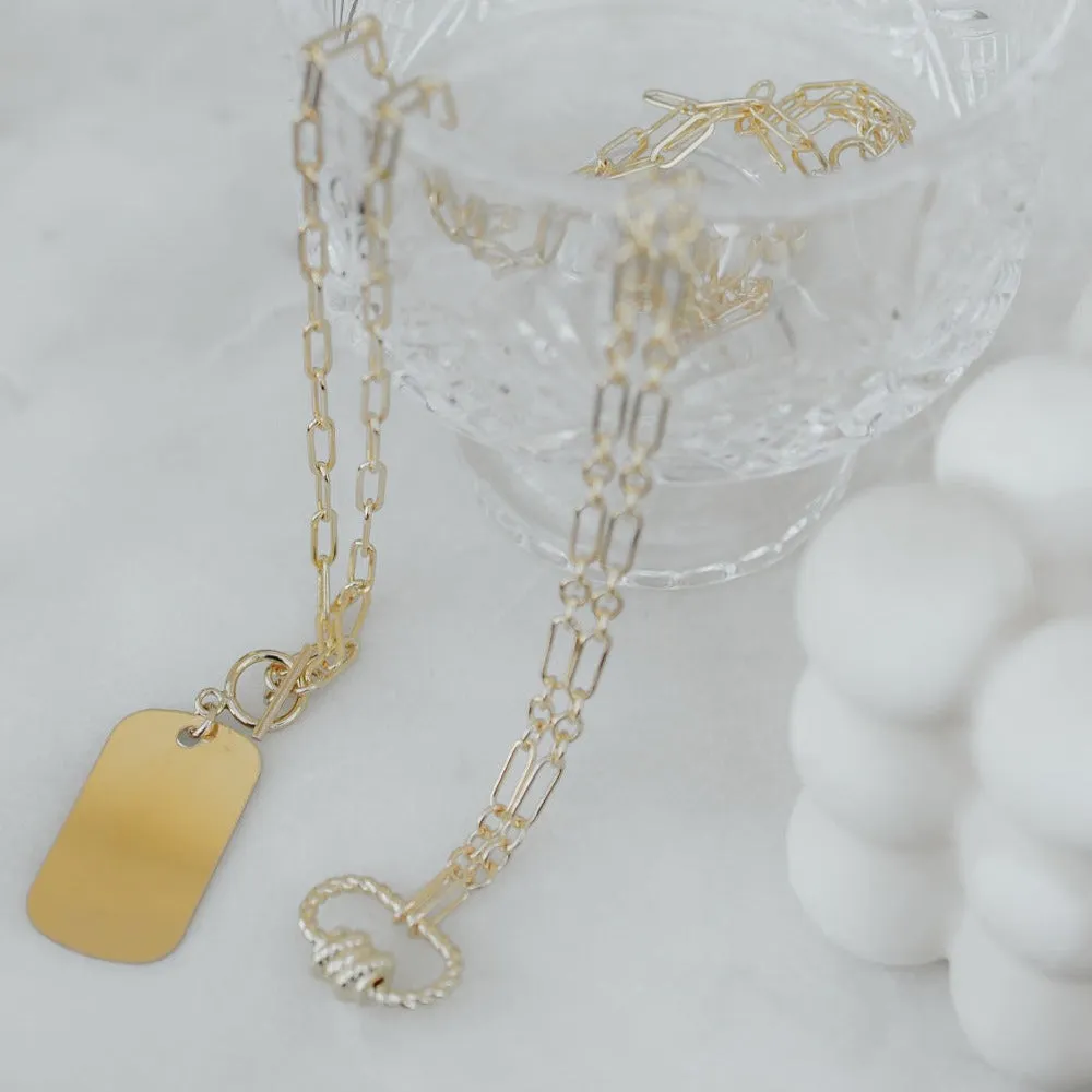 Elongated Oval Link Textured Carabiner Necklace