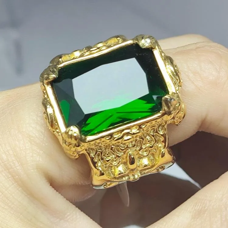 European And American Exaggerated Ins Fashion Punk Exquisite Carved Green Big Gems Men's And Women's Ring Titanium Steel 18K Gold Ring