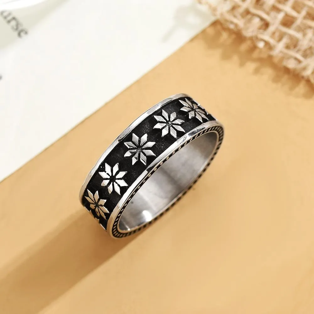 European And American Titanium Steel Diamond Flower Ring Retro Tide Men And Women Personality Punk Stainless Steel Flower Ring Factory Direct Supply