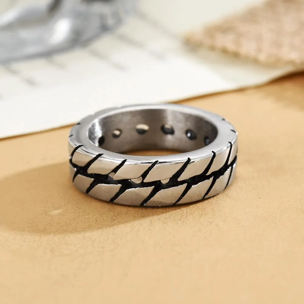 European And American Titanium Steel Tire Ring Retro Fashion Men's And Women's Personality Punk Stainless Steel Stripe Ring Factory Direct Supply