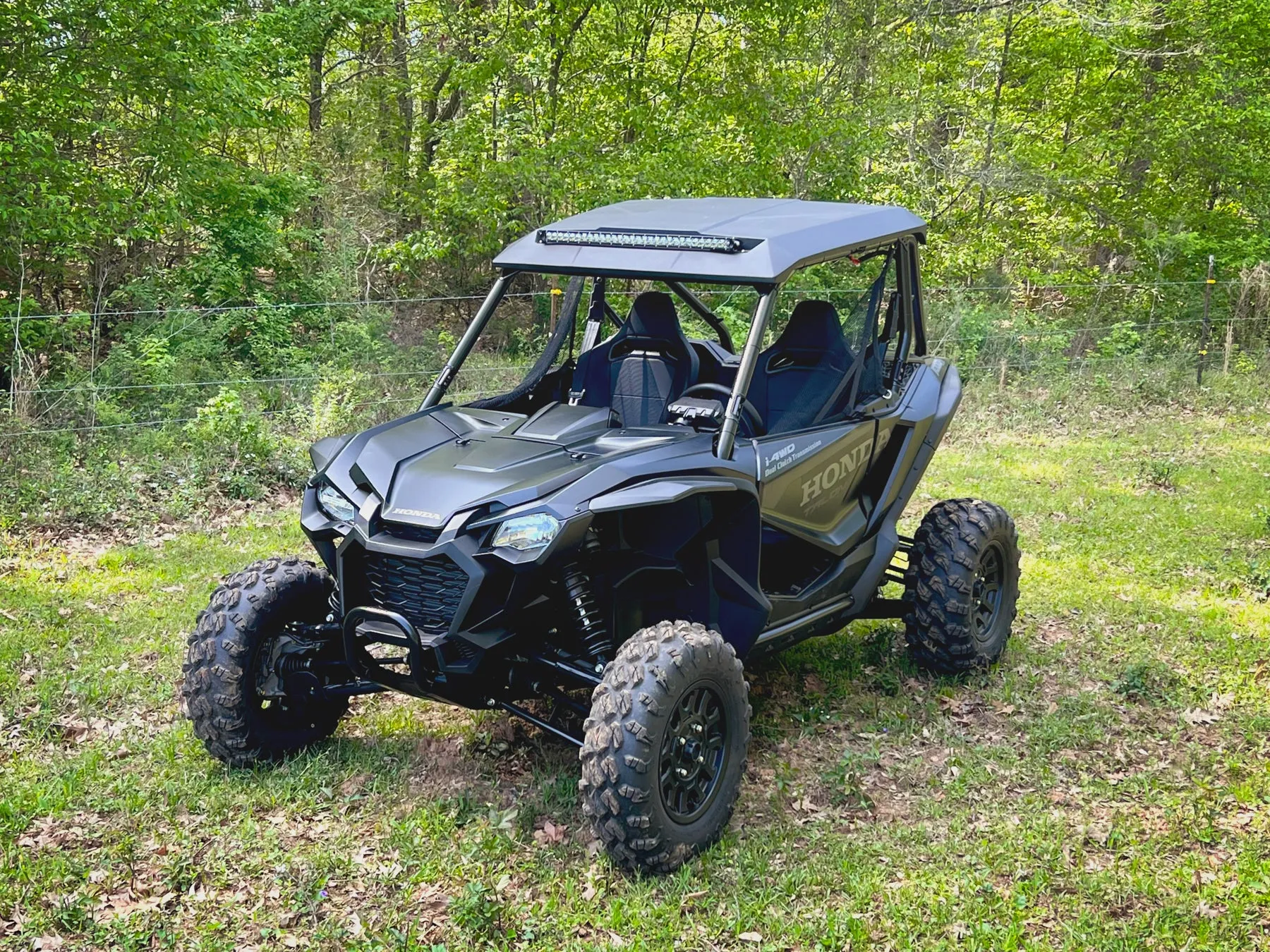 Hoppe Audio Shade for 2-Seat Talon 1000