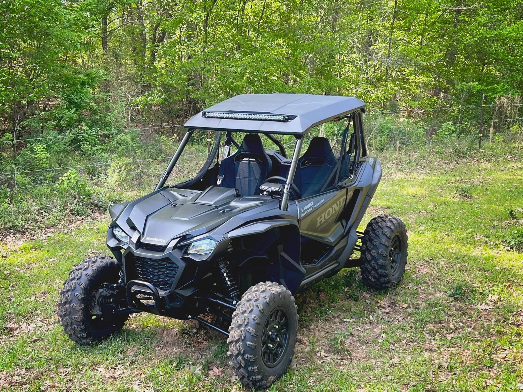 Hoppe Audio Shade for 2-Seat Talon 1000