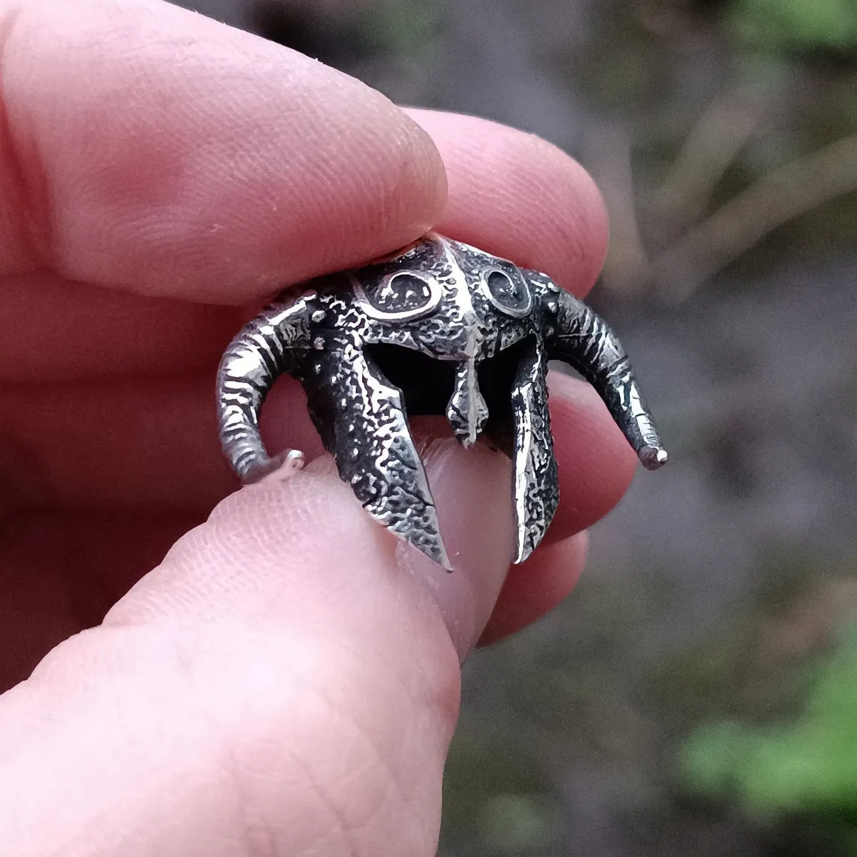 Horned viking helmet paracord bead