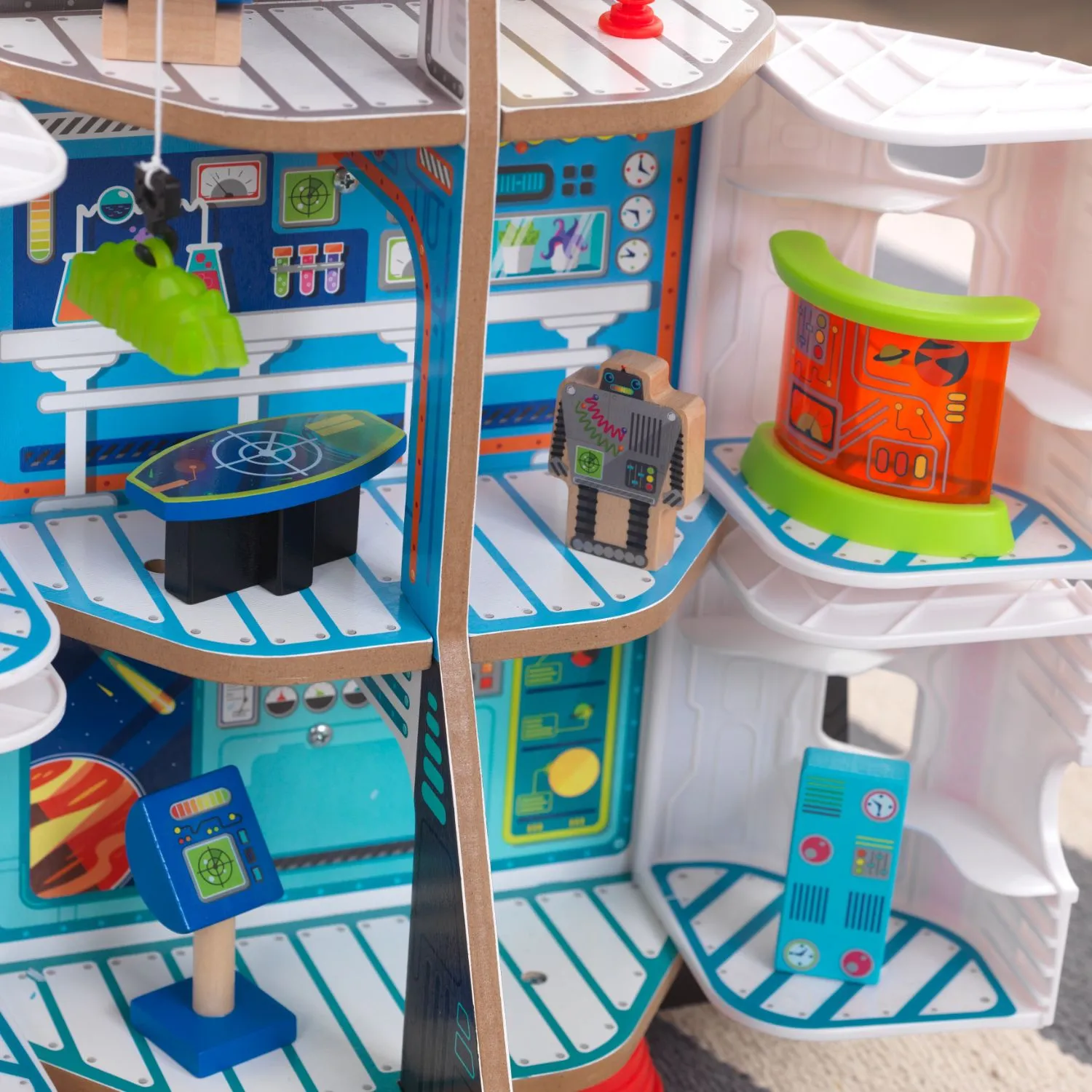 KidKraft Adventure Bound Space Shuttle