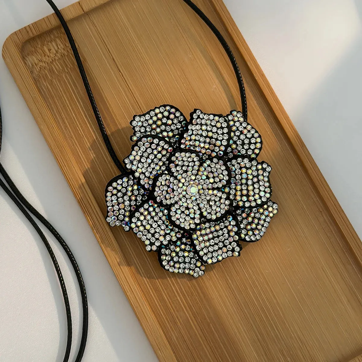 Luxury Full Rhinestone Big Rose Flower Choker Necklace Women Black Leather Wax Rope Clavicle Chain Adjustable Neck