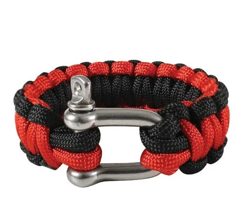 PARACORD BRACELET WITH D-SHACKLE
