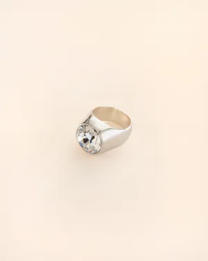 Pump up round signet ring in silver