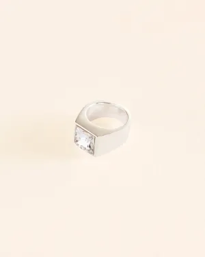 Pump up signet ring in silver