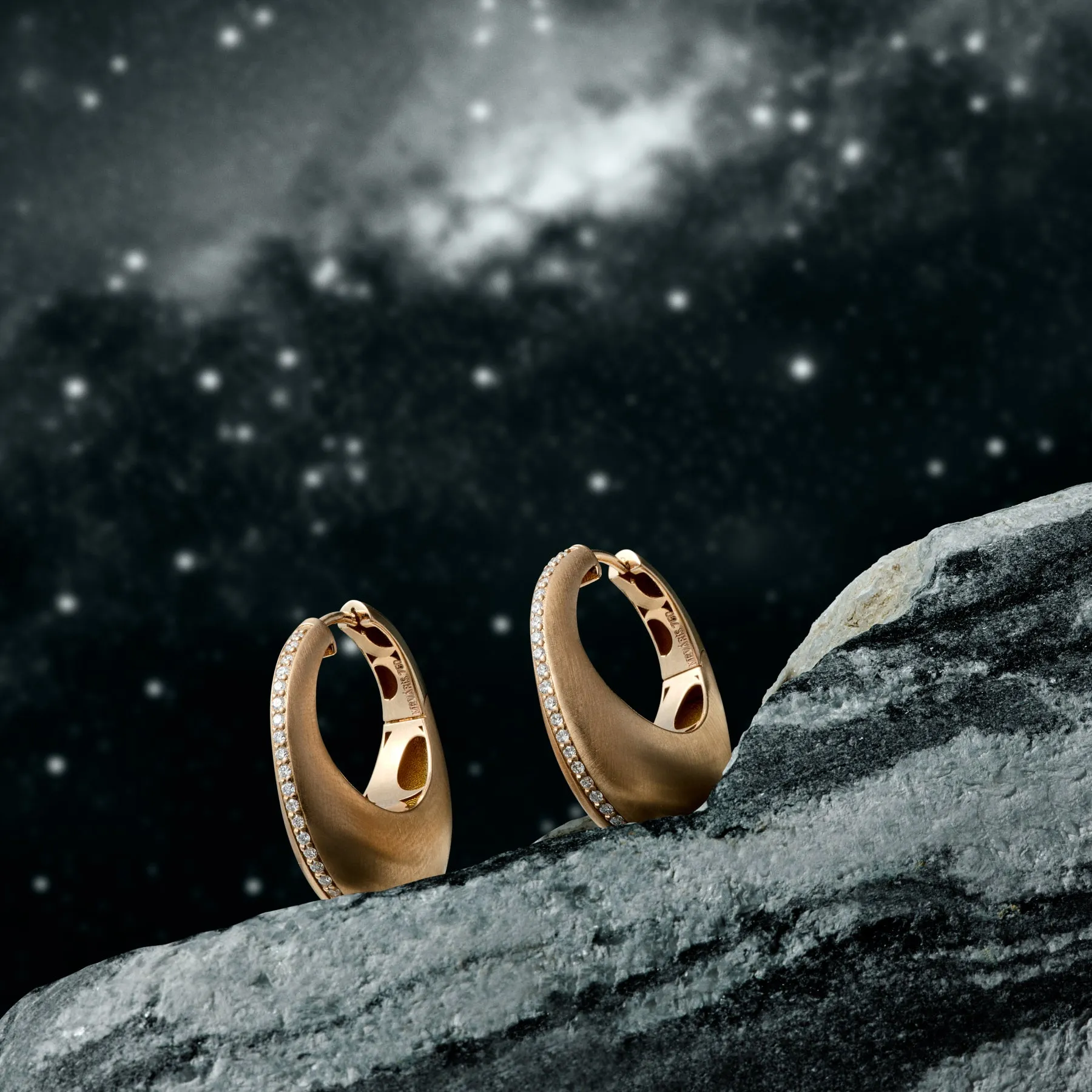 RADIANT NIGHTS EARRINGS