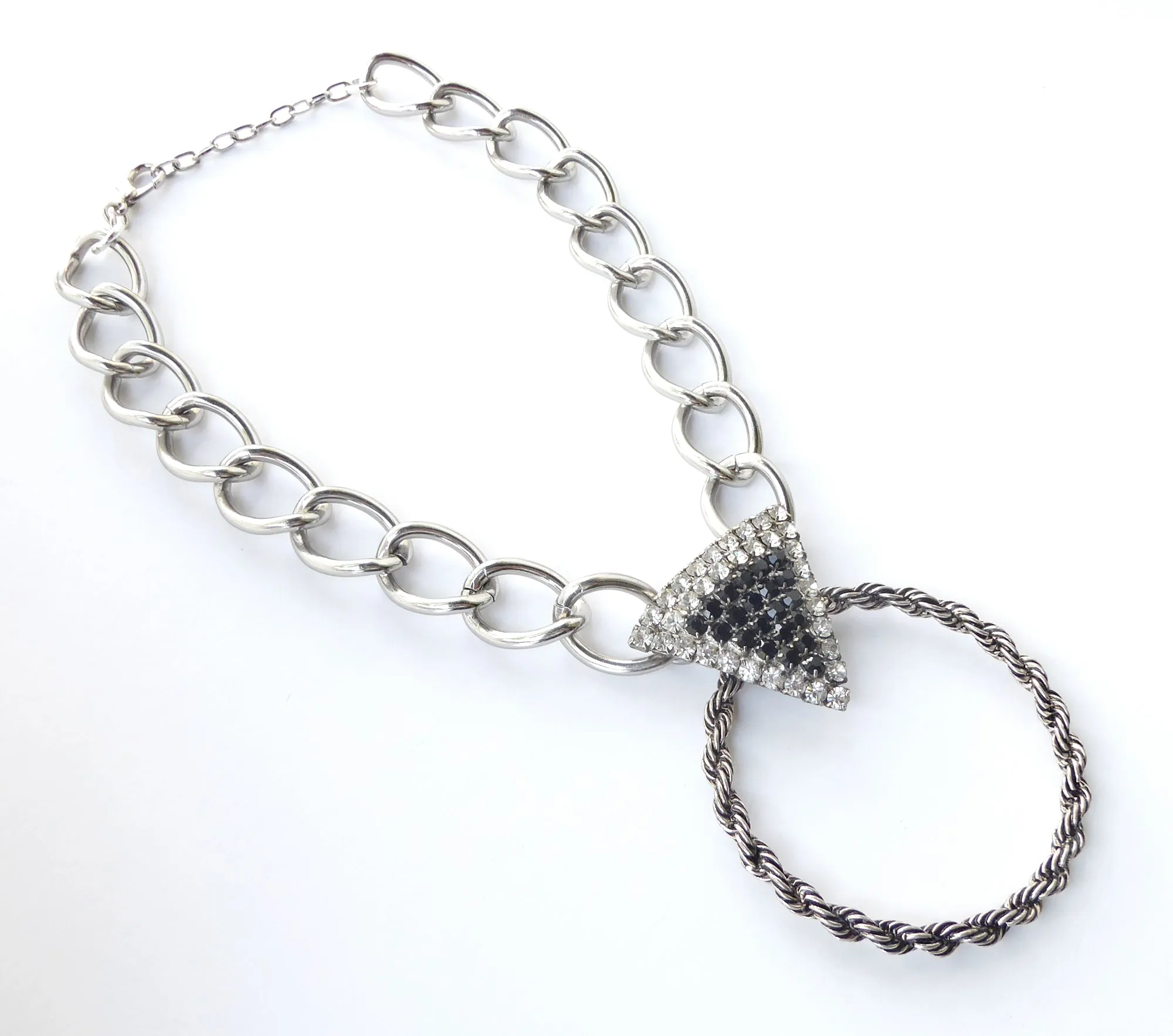 Rhinestone triangle necklace