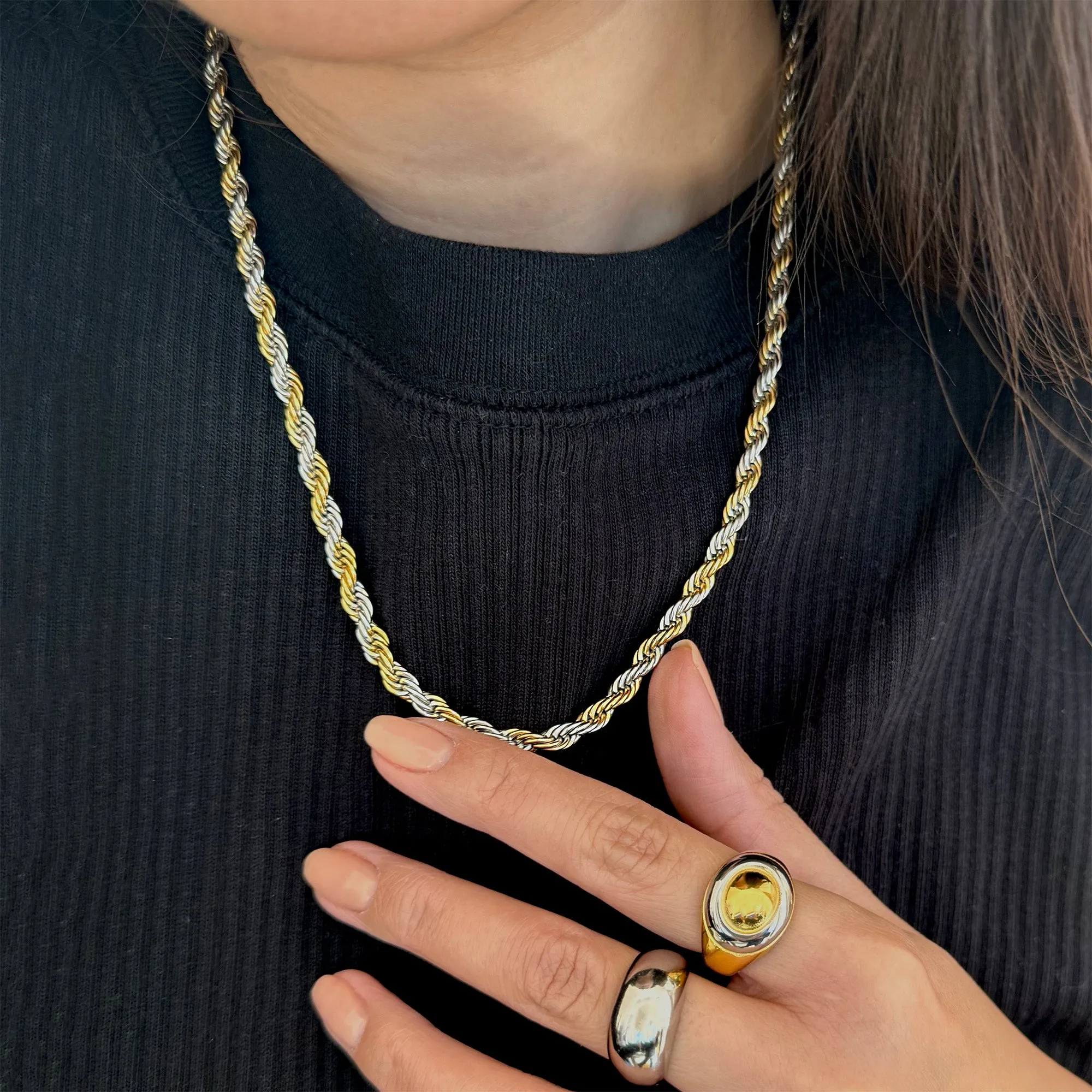 RONNIE TWO TONED ROPE CHAIN NECKLACE