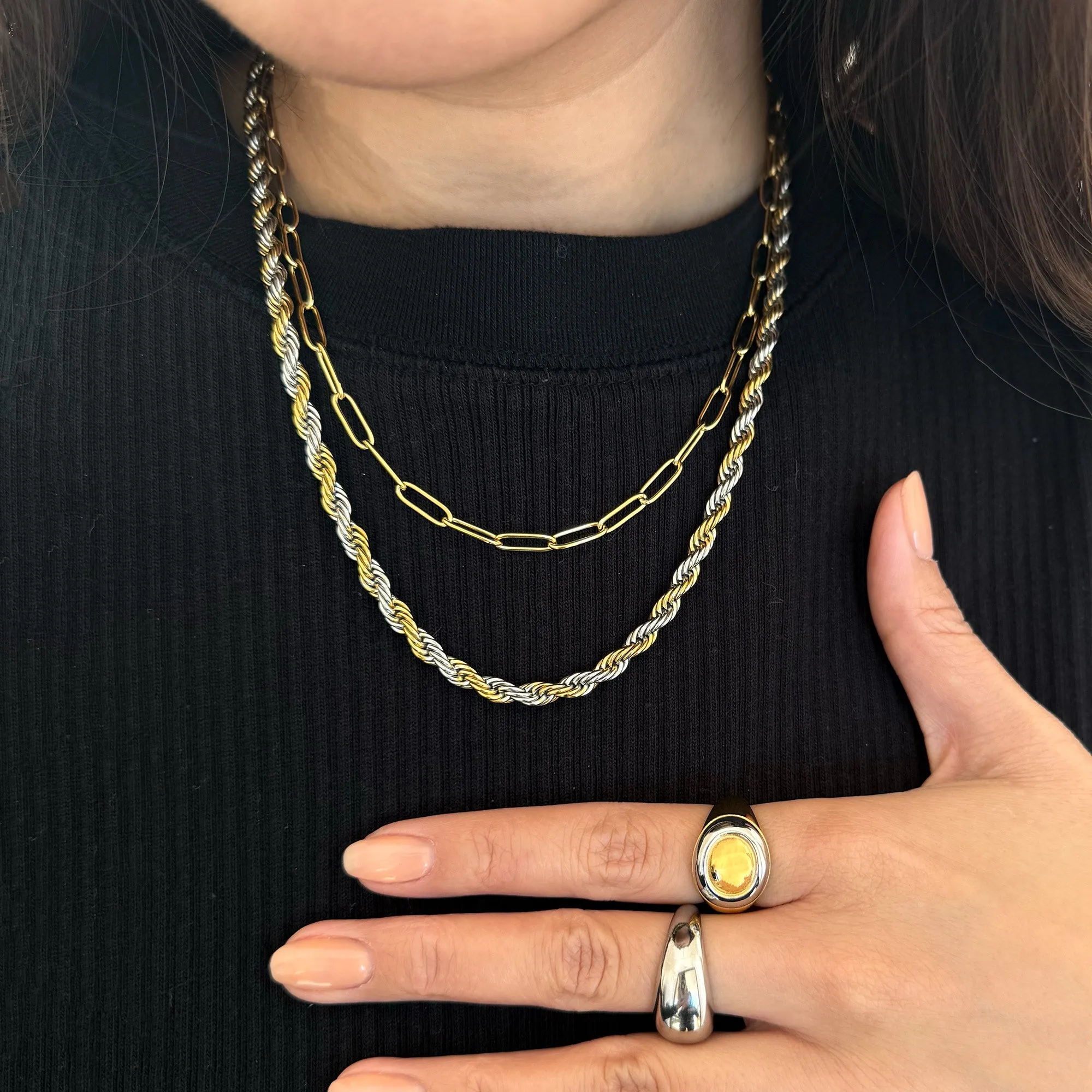 RONNIE TWO TONED ROPE CHAIN NECKLACE
