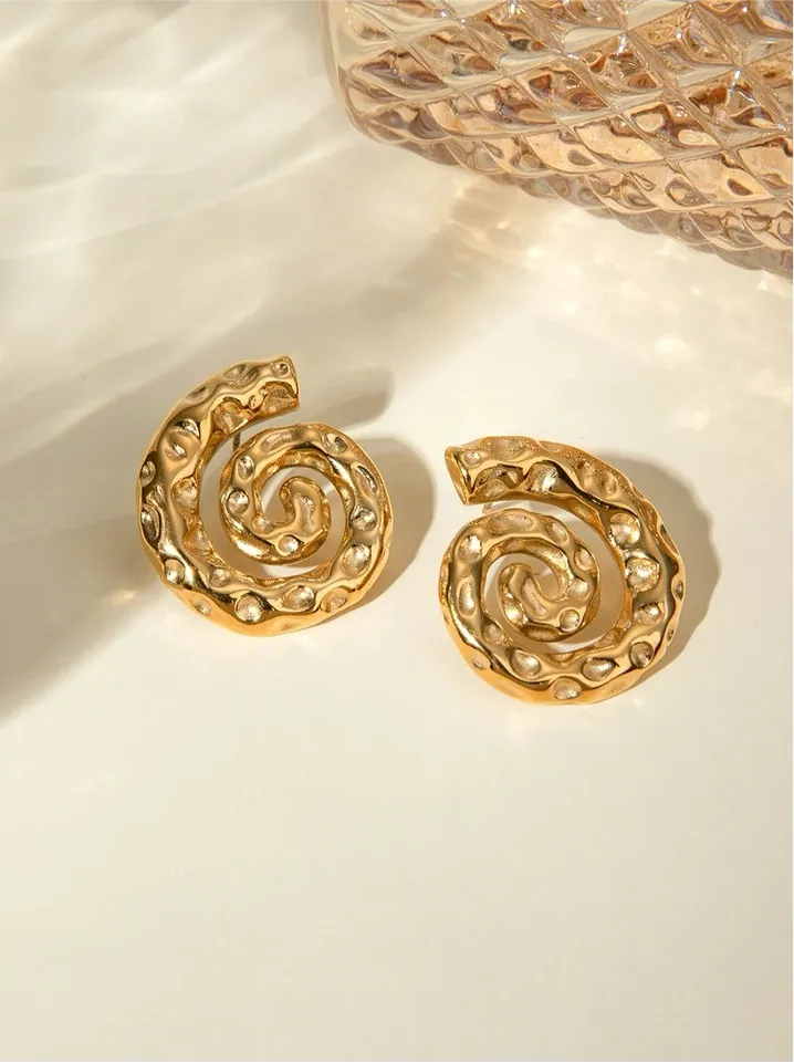 Spiral Hammered Grain Thread Earrings