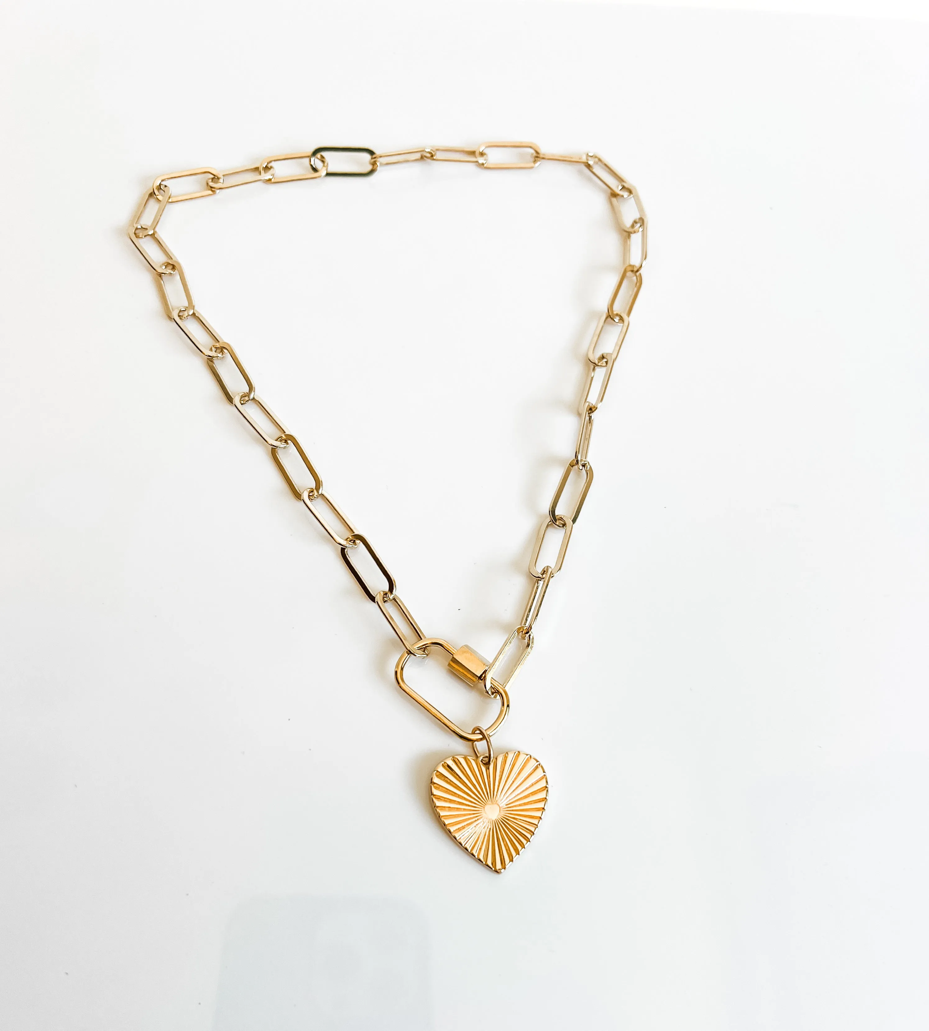THE GAGA CHAIN