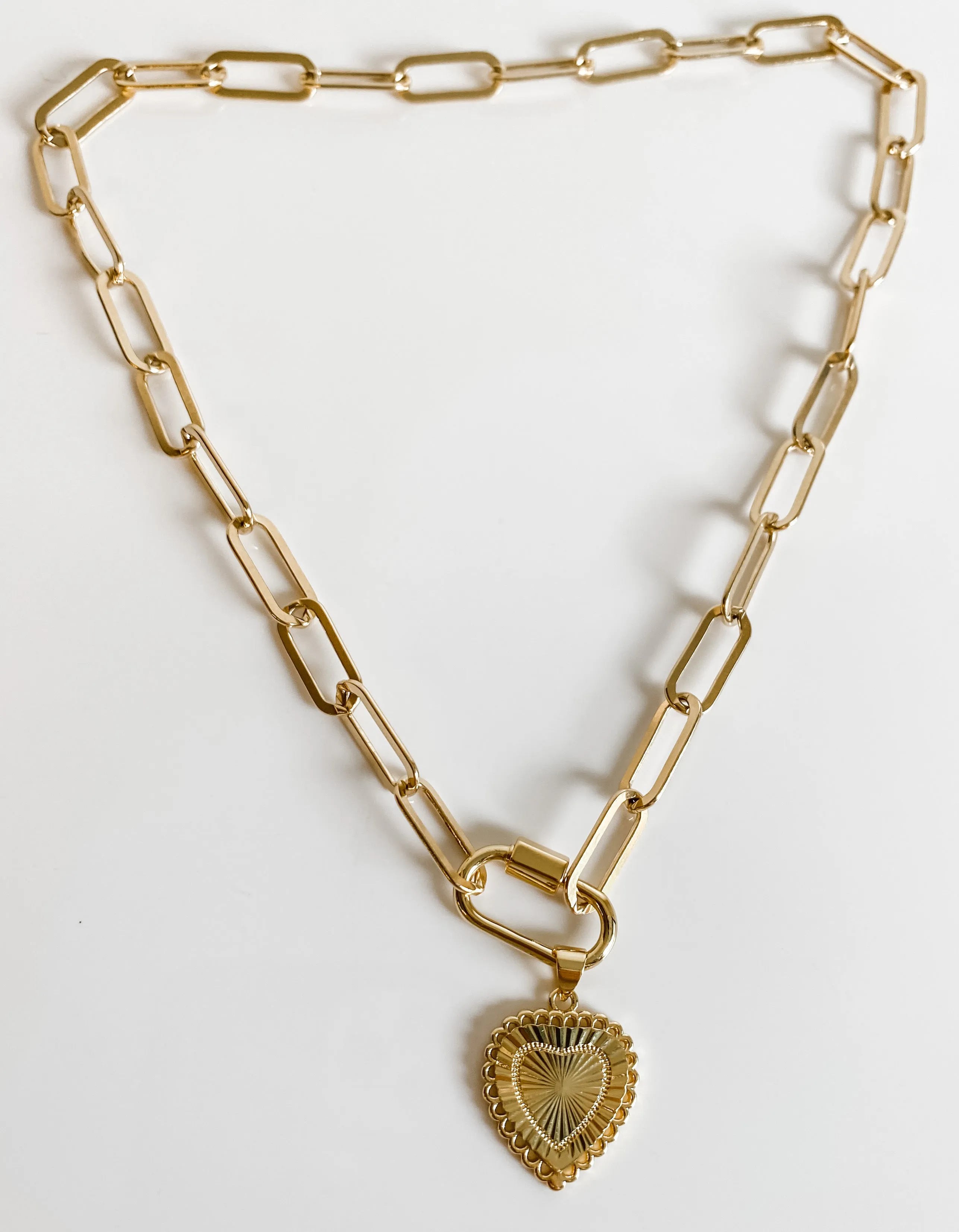 THE GAGA CHAIN
