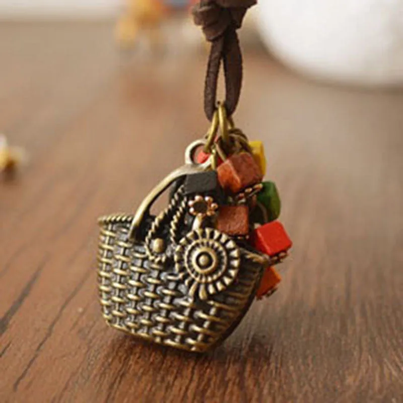 Vintage womens jewelry statement necklaces pendants long rope necklace
