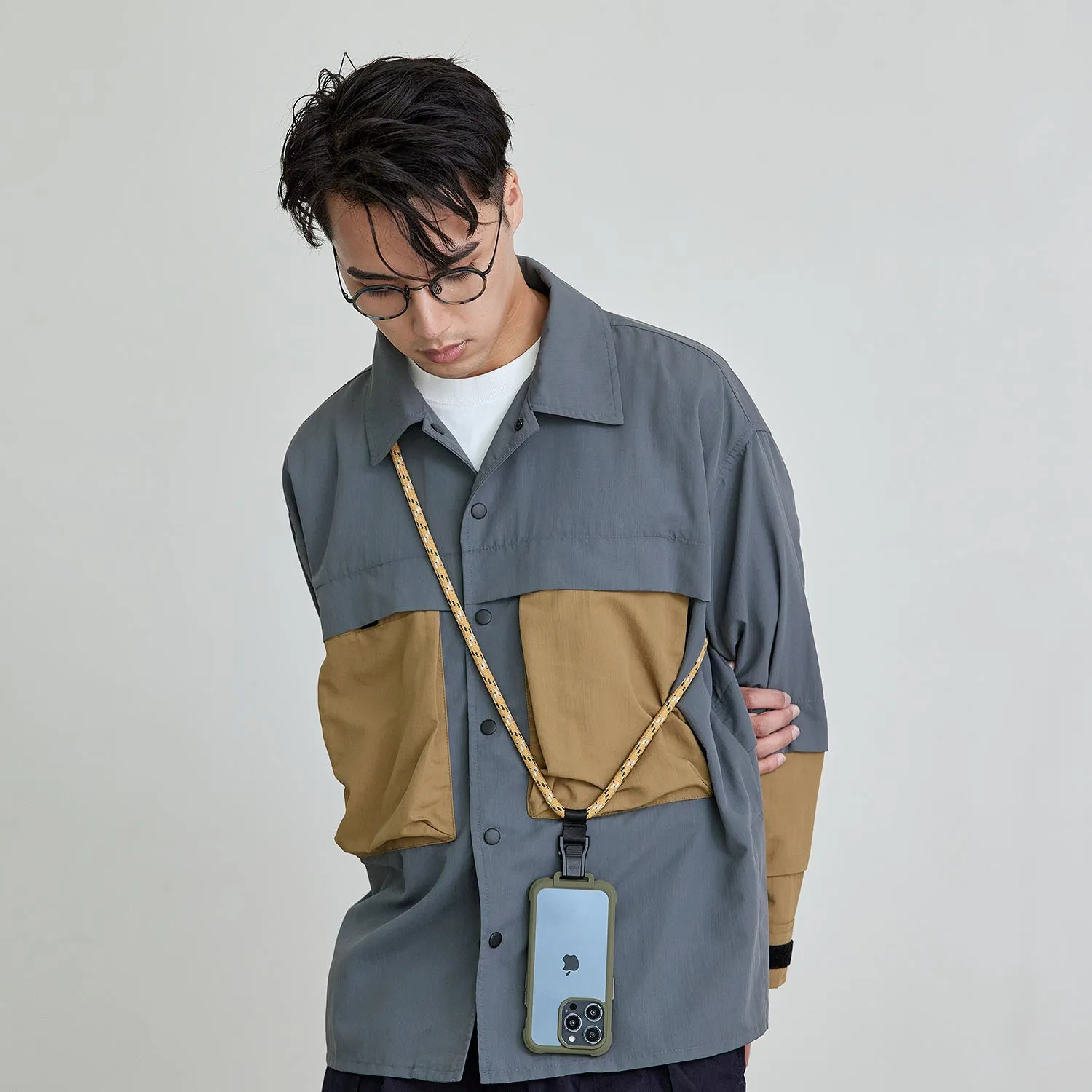 Wander Case 隨行殼 for iPhone 14 系列 卡其綠 (附贈貼紙）